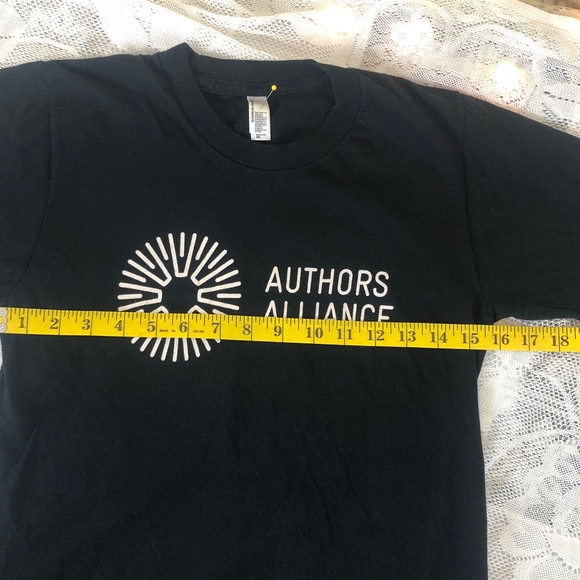 📚 Authors Alliance tee [used] - Picture 4 of 6